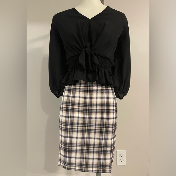 NWOT Dizzy Lizzie XL plaid slit uniform pencil skirt - Picture 3 of 6